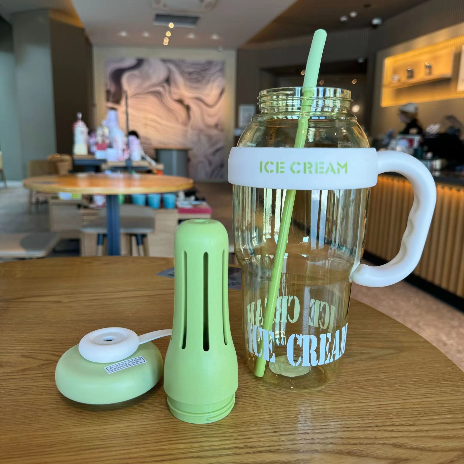 1100/1300 ML Cute Water Bottle - Sports Equipment 5 Years Old 评论和价格